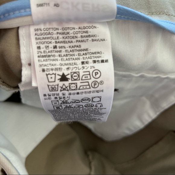 Dockers Straight Fit Flat Khaki Pants - Picture 14 of 16